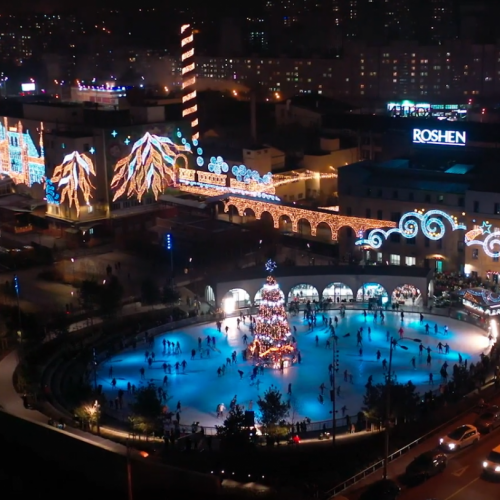 10 січня відновлює роботу ковзанка Roshen в Києві